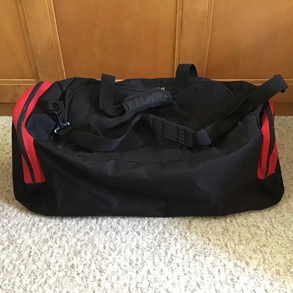 Molson Canadian Large Duffel Bag - Picture 2 of 6